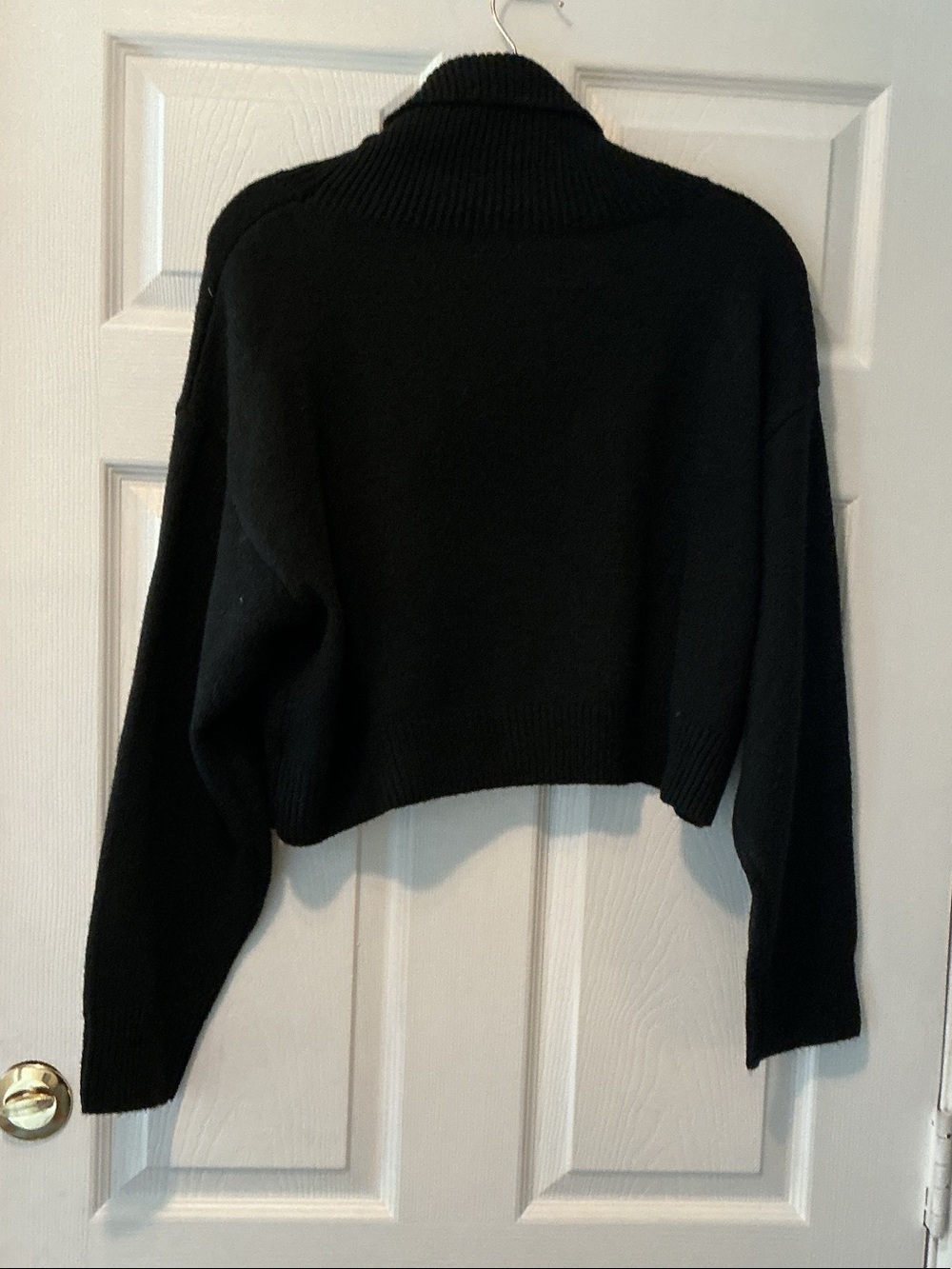 Black Cropped Women's Sweater